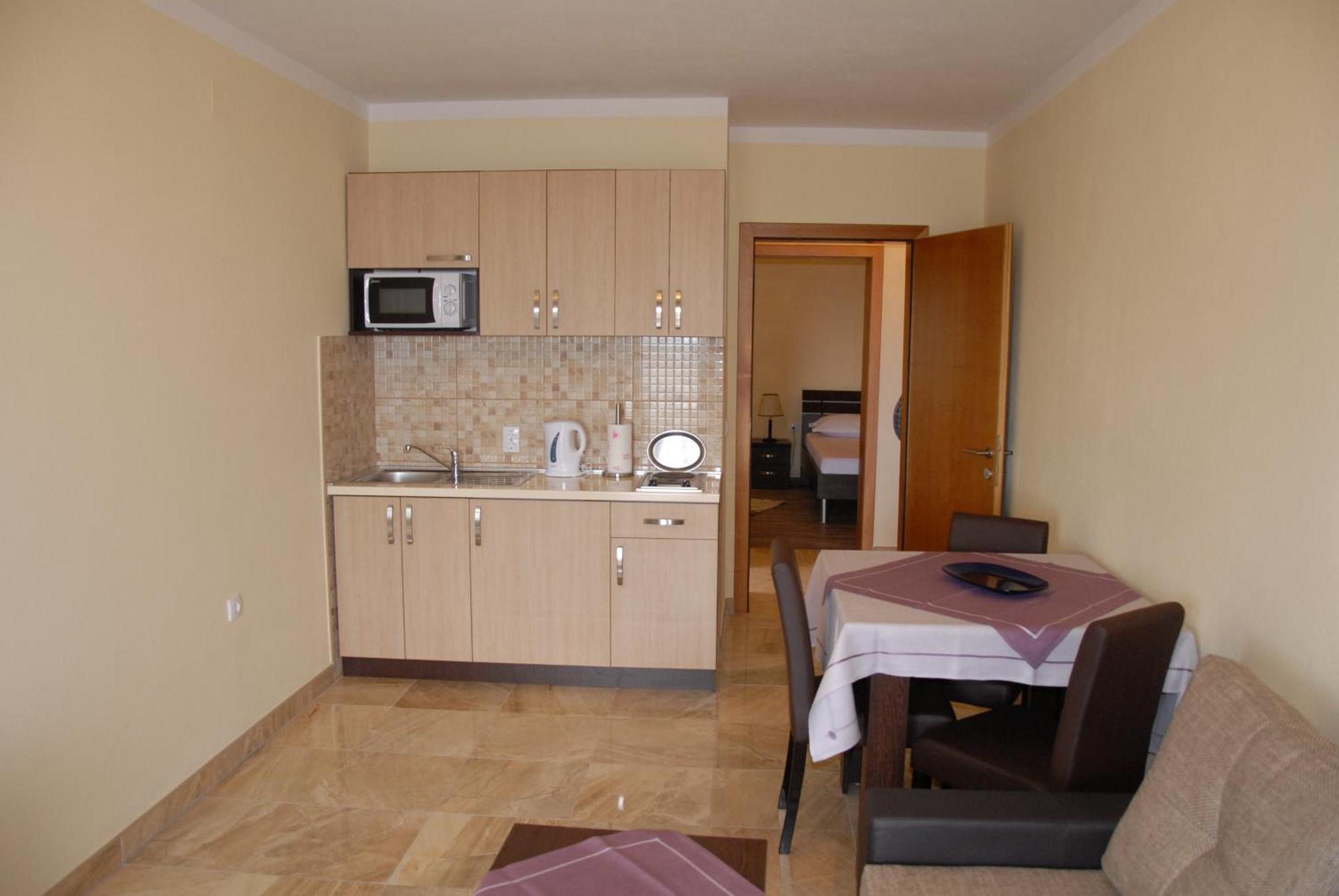 Guest House Evropa 2 Улцинь Экстерьер фото