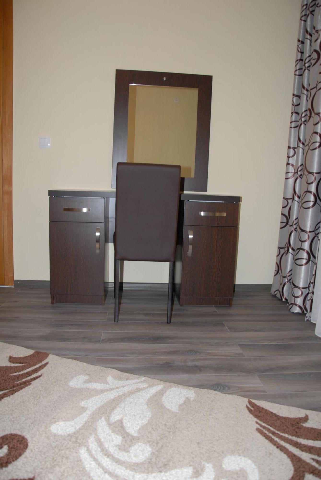 Guest House Evropa 2 Улцинь Экстерьер фото