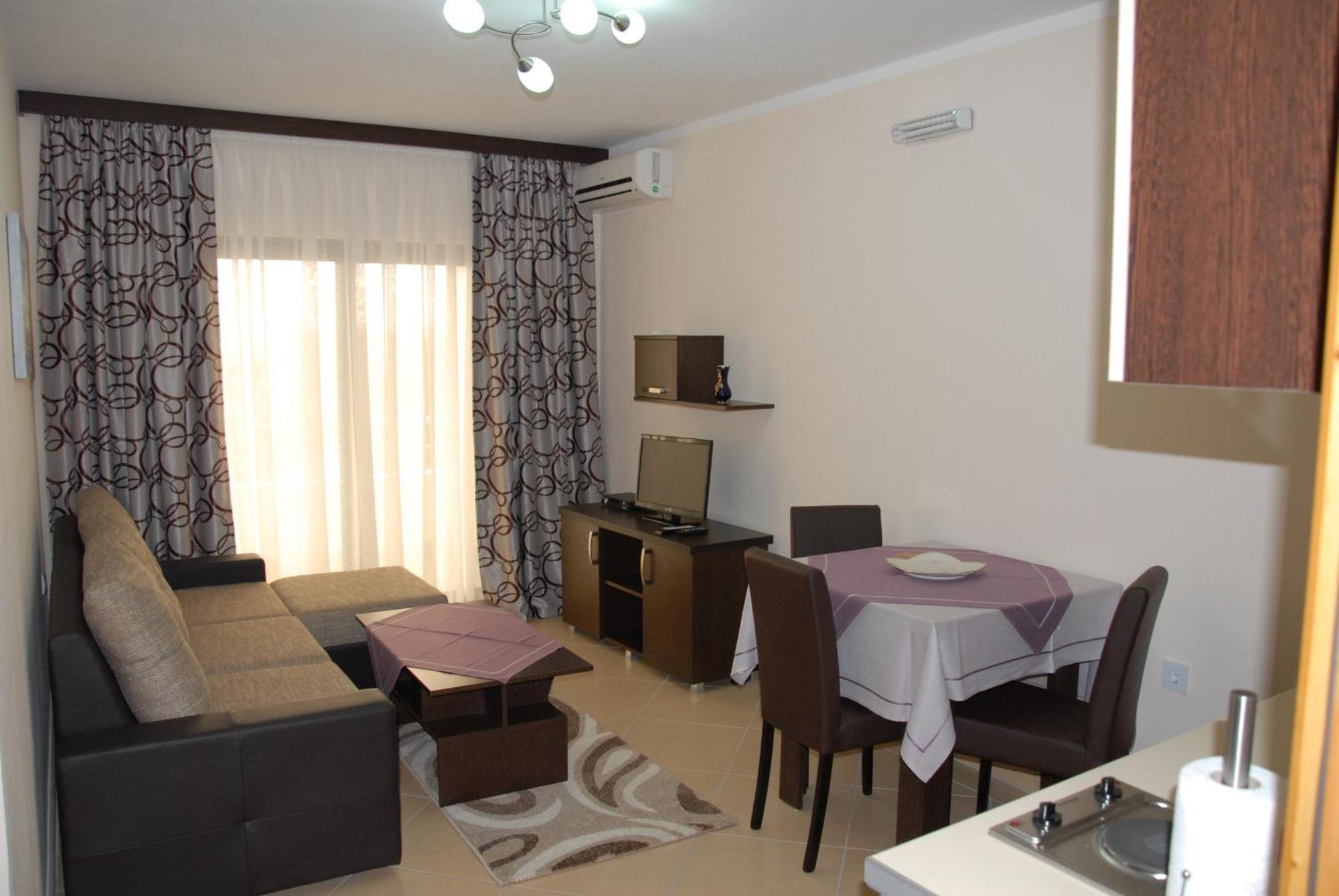 Guest House Evropa 2 Улцинь Экстерьер фото