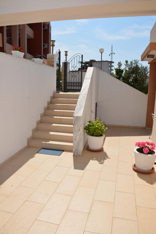 Guest House Evropa 2 Улцинь Экстерьер фото