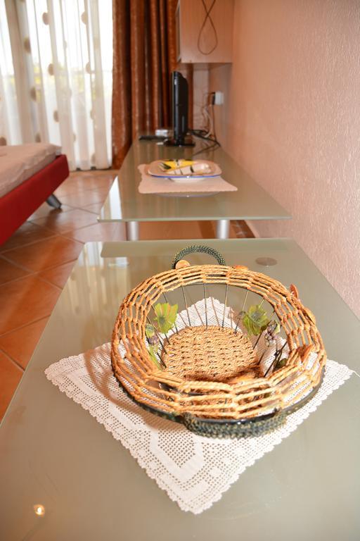 Guest House Evropa 2 Улцинь Экстерьер фото