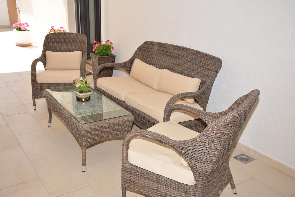 Guest House Evropa 2 Улцинь Экстерьер фото